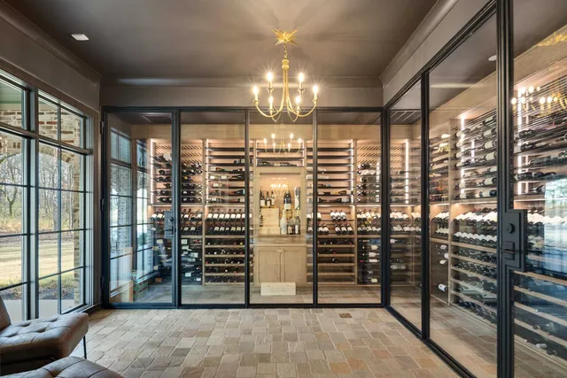 $3,200,000 | 9713 Poplar Avenue, Germantown, TN 38139