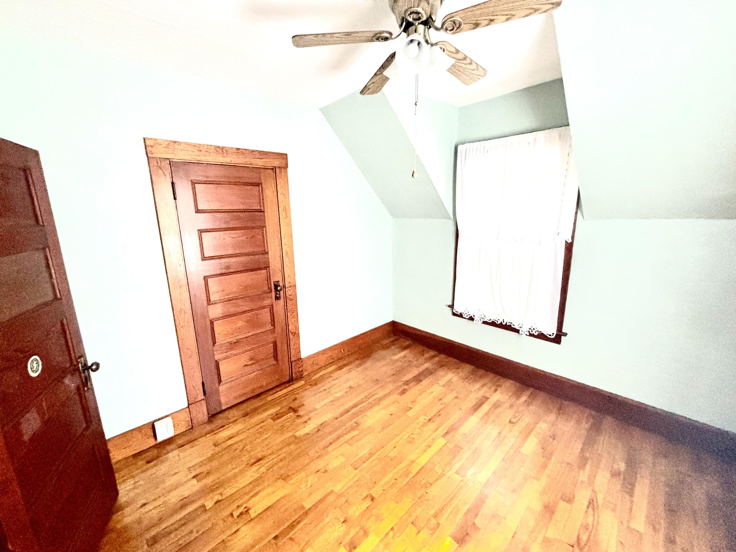 34 Lincoln Street Millinocket, ME 04462 - Photo 17 of 32 IMG_5060