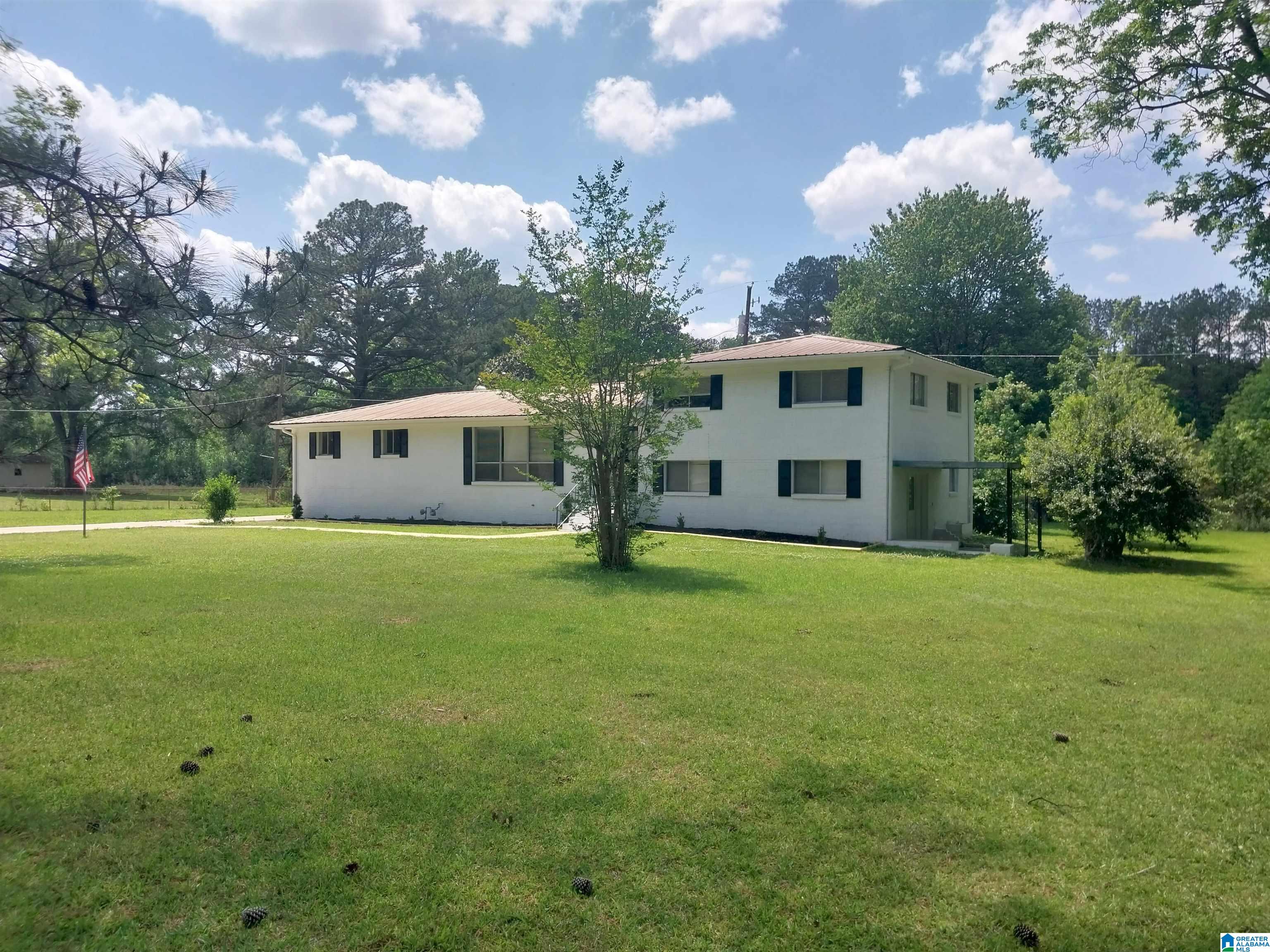 2074 Nixon Road Bessemer, AL 35022 - Photo 2 of 29