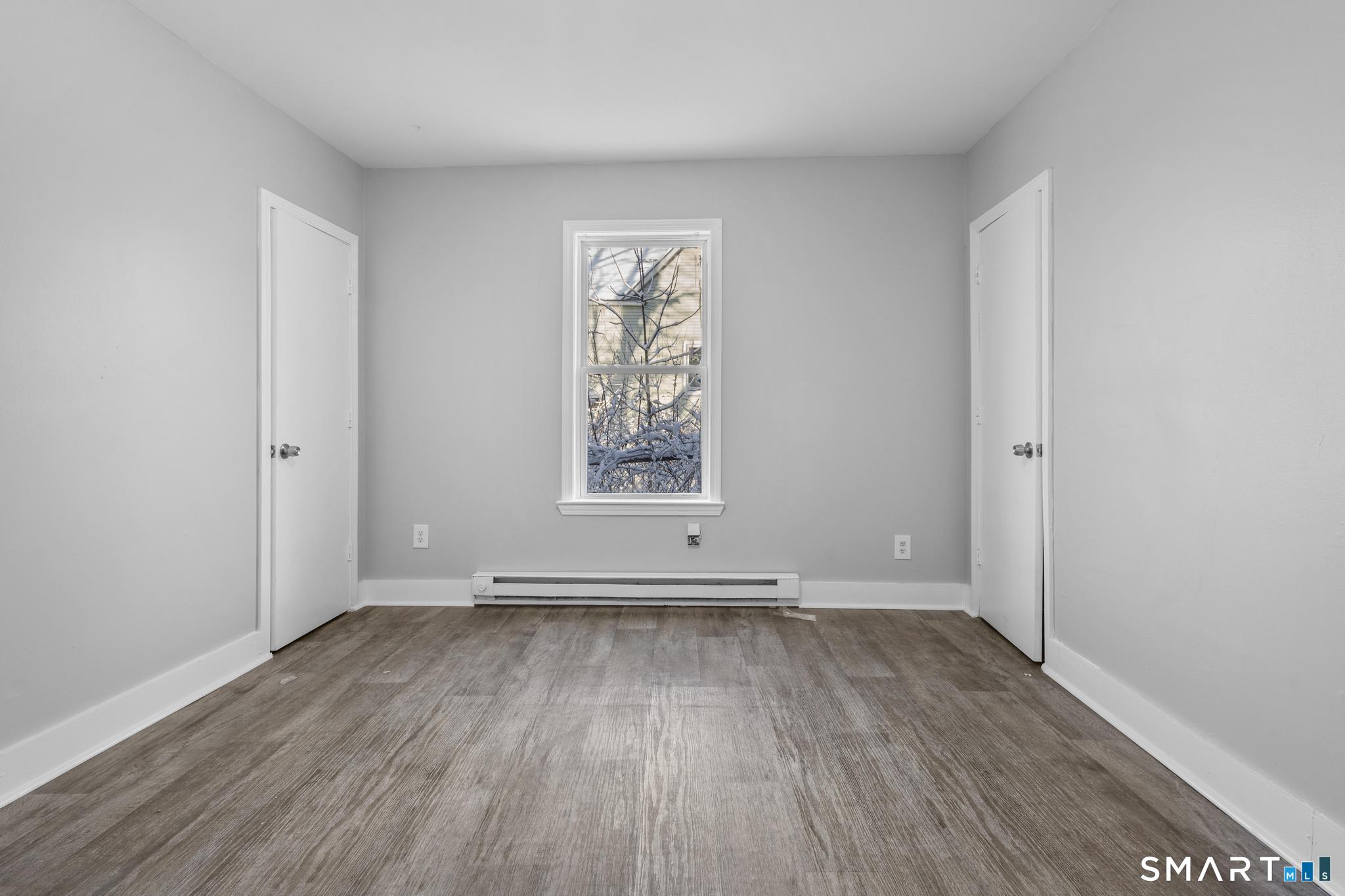 48 Dikeman Street Waterbury, CT 06704 - Photo 7 of 31