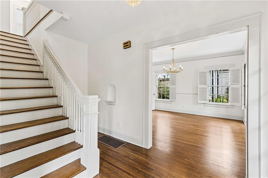 197 Bolling Road Northeast Atlanta, GA 30305 - Photo 4 of 42 Gallery Image 4