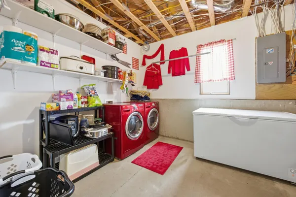 $469,000 | 311 13th Avenue North, Casselton, ND 58012