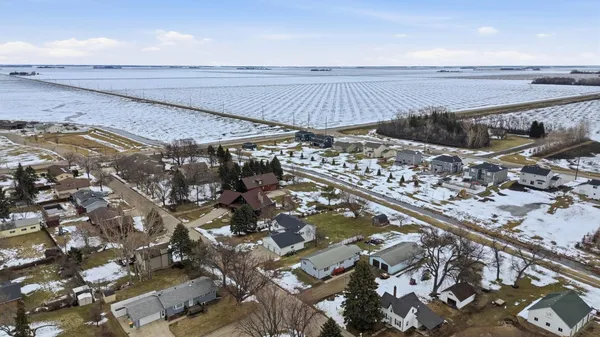 $469,000 | 311 13th Avenue North, Casselton, ND 58012