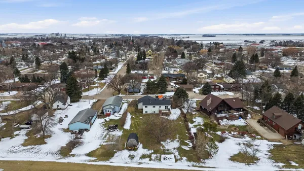 $469,000 | 311 13th Avenue North, Casselton, ND 58012