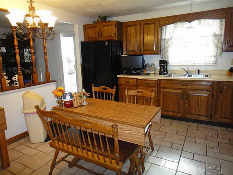 526 Todd Farm Road Belle Vernon, PA 15012 - Photo 5 of 25 Kitchen.
