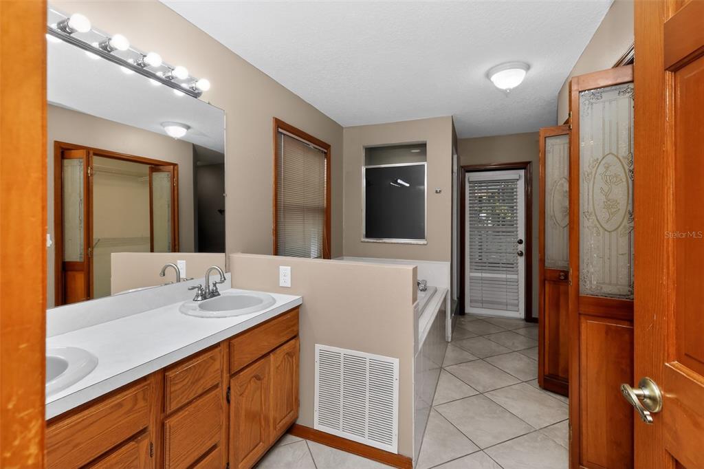 290 Canby Circle Spring Hill, FL 34606 - Photo 21 of 33