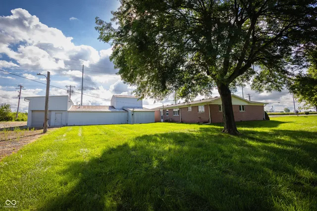 $400,000 | 5010 Highway 234, McCordsville, IN 46055