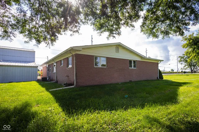 $400,000 | 5010 Highway 234, McCordsville, IN 46055