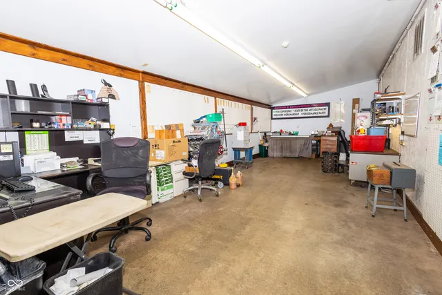 $400,000 | 5010 Highway 234, McCordsville, IN 46055