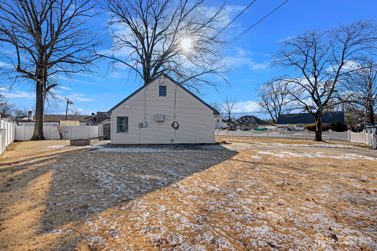 52 Markham Road Edison, NJ 08817 - Photo 28 of 28 a view of a yard with a large tree