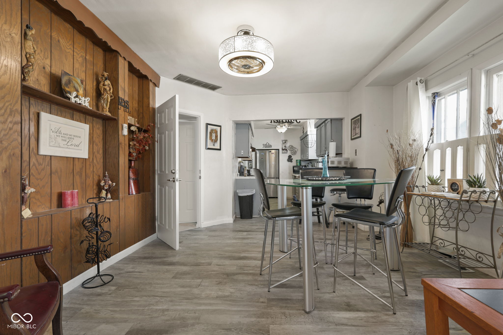 2443 Meridian Street Anderson, IN 46016 - Photo 11 of 24