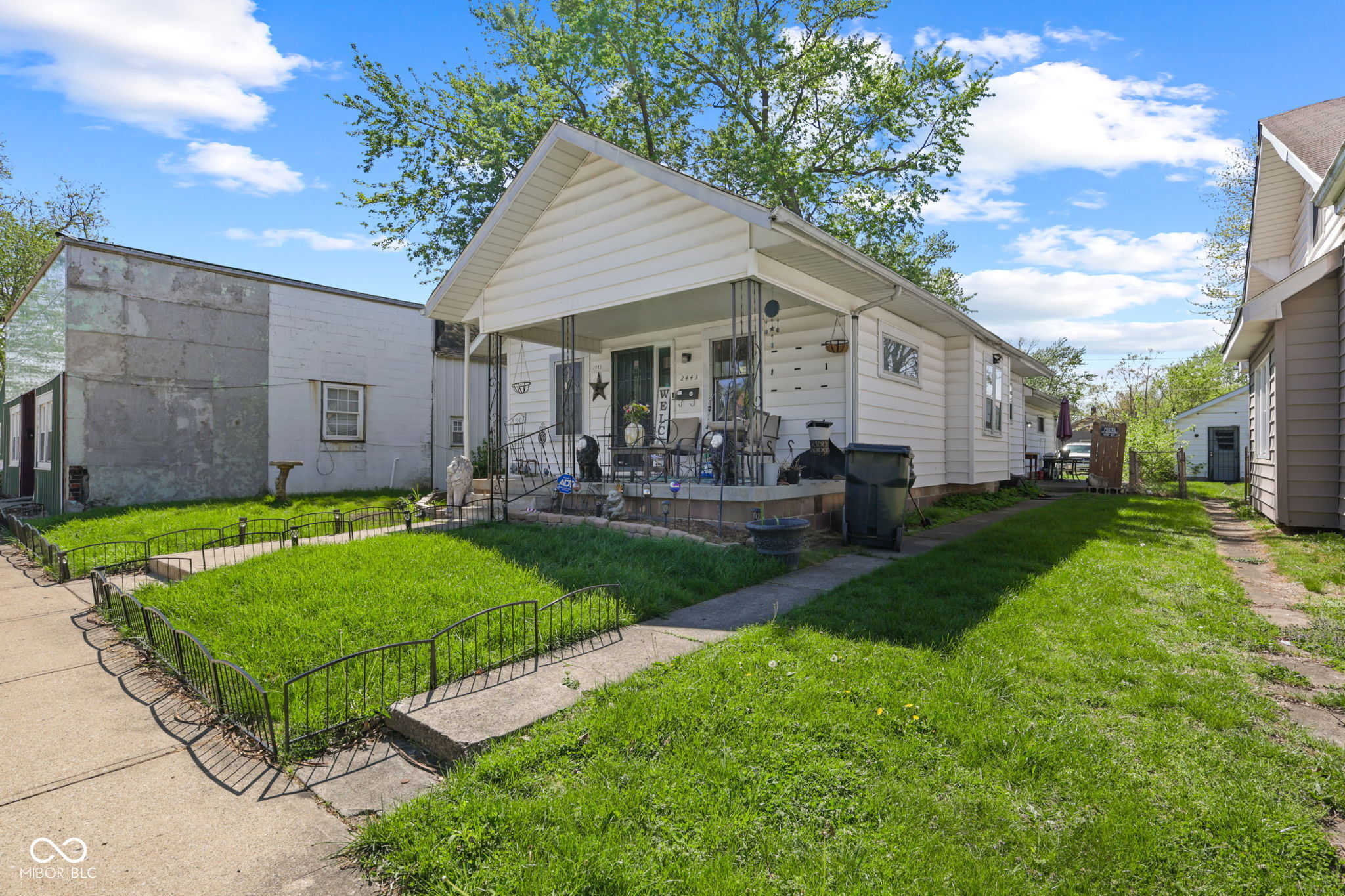 2443 Meridian Street Anderson, IN 46016 - Photo 3 of 24