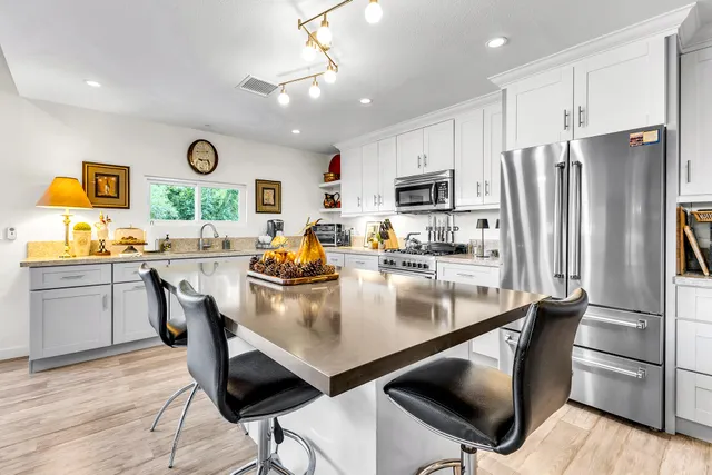 $389,900 | 527 Jade Lane, Palm Springs, CA 92264