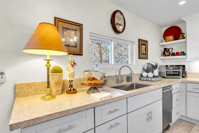 $389,900 | 527 Jade Lane, Palm Springs, CA 92264