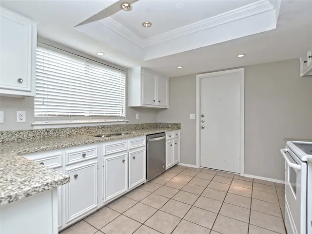 $2,500 | 12100 Sage Hen Court, Austin, TX 78727