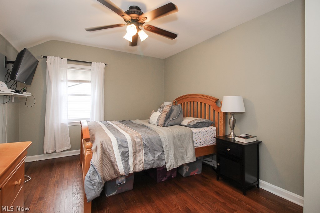 5156 Edenhurst Road Cleveland, OH 44124 - Photo 12 of 26
