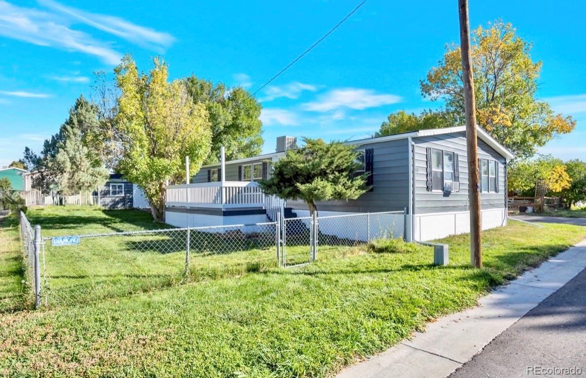 a house view with a garden space