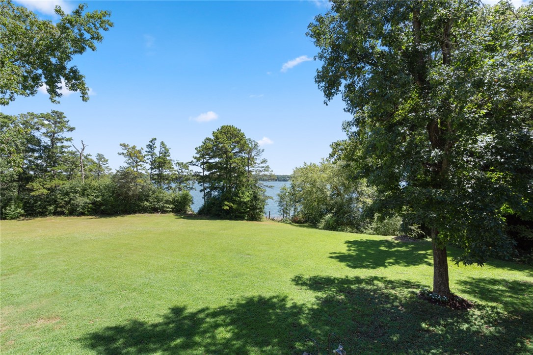 27 Anchor Point Anderson, SC 29625 - Photo 5 of 29 Gallery Image 5