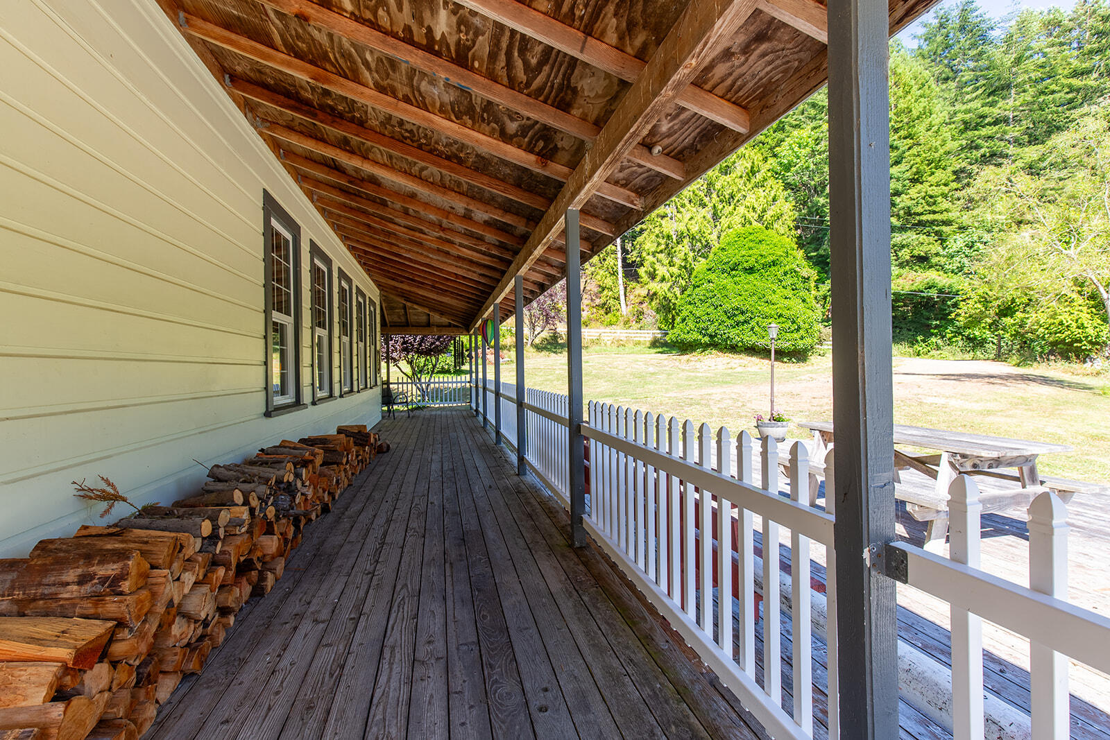 8472 Elk River Road Eureka, CA 95503 - Photo 31 of 46