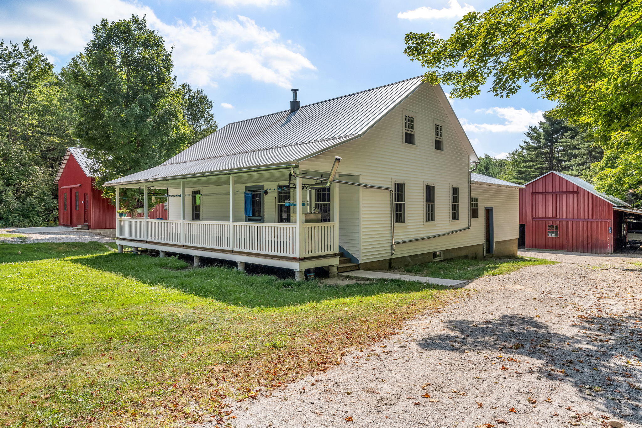 1-web-or-mls-22-rockland-rd