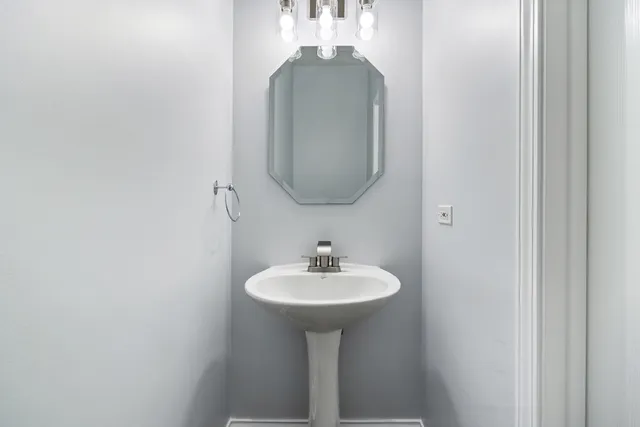 $2,500 | 17578 Gilbert Drive, Lockport, IL 60441