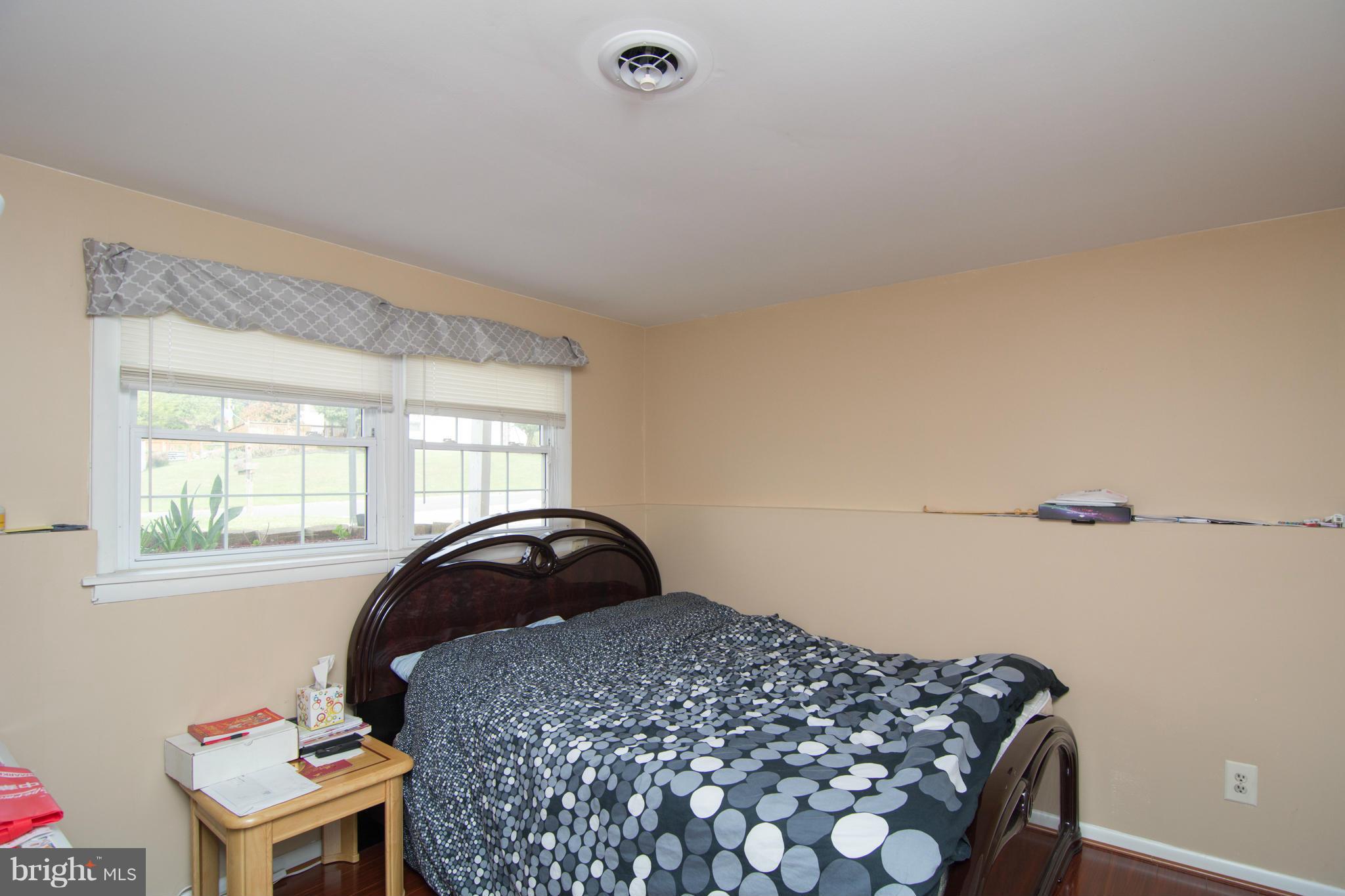 5314 Balistan Road Baltimore, MD 21237 - Photo 18 of 30 Bedroom