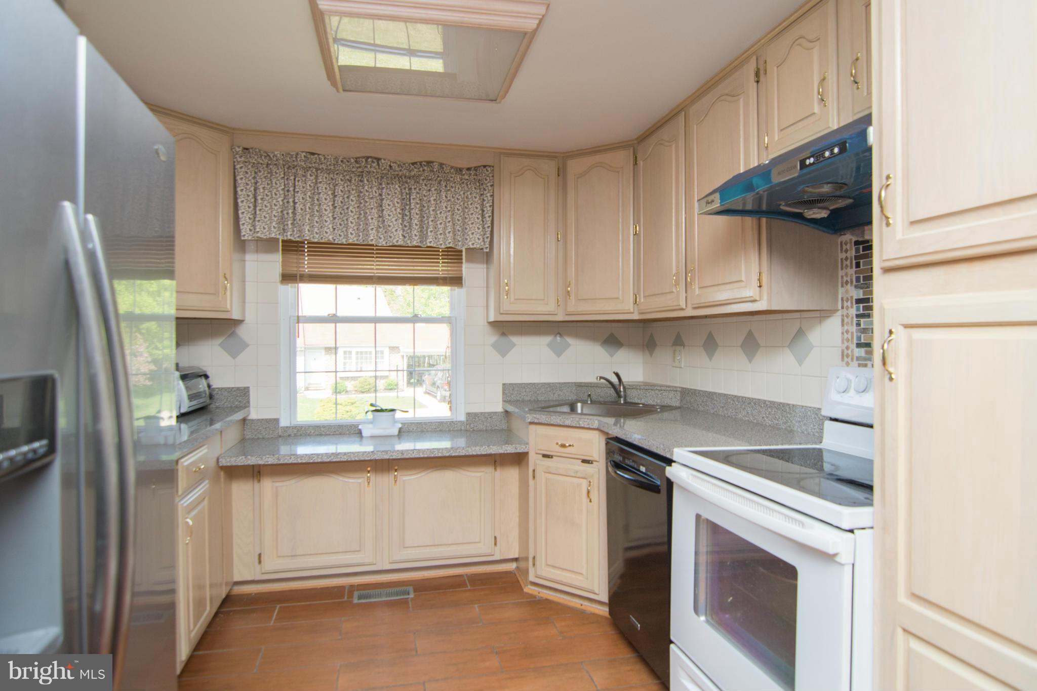 5314 Balistan Road Baltimore, MD 21237 - Photo 8 of 30 Kitchen