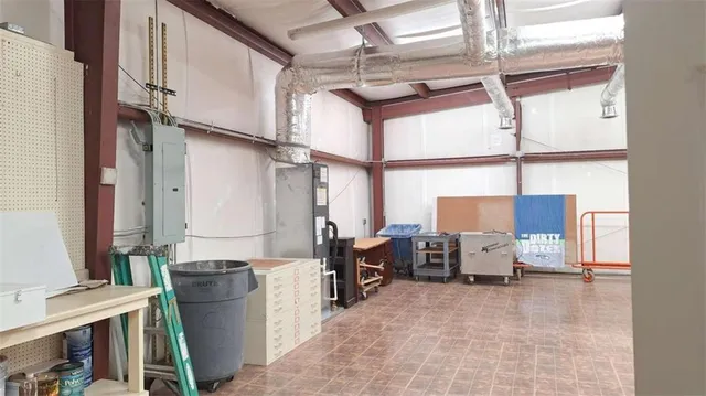 $3,200 | 128 Parkwood Circle, Carrollton, GA 30117