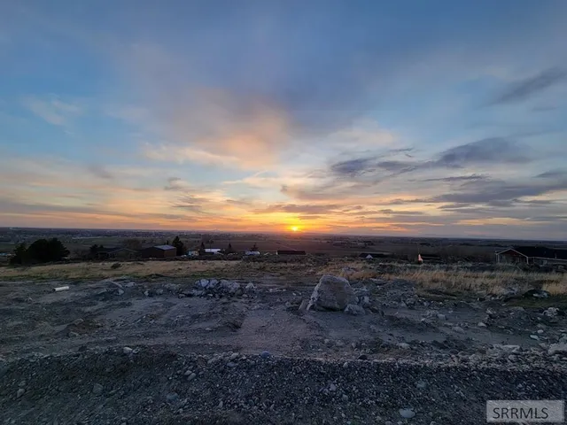 $93,900 | 5860 North Enos Drive, Idaho Falls, ID 83401