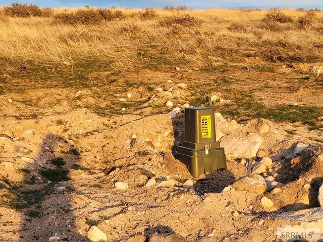 $93,900 | 5860 North Enos Drive, Idaho Falls, ID 83401