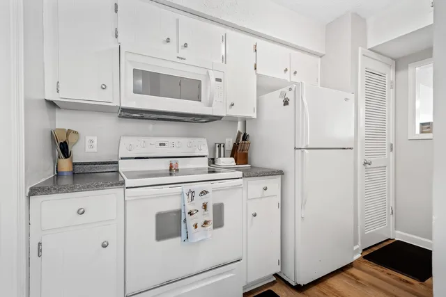 $1,655 | 748 Lake Terrace Drive, Nashville, TN 37217