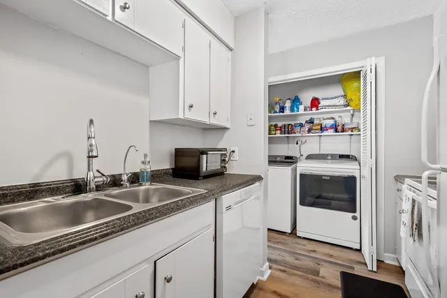 $1,655 | 748 Lake Terrace Drive, Nashville, TN 37217