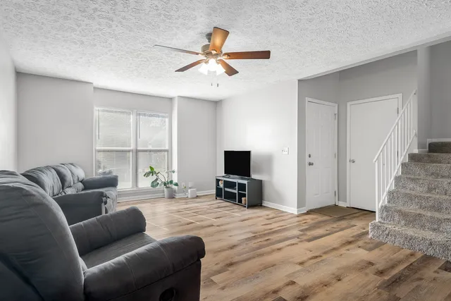 $1,655 | 748 Lake Terrace Drive, Nashville, TN 37217