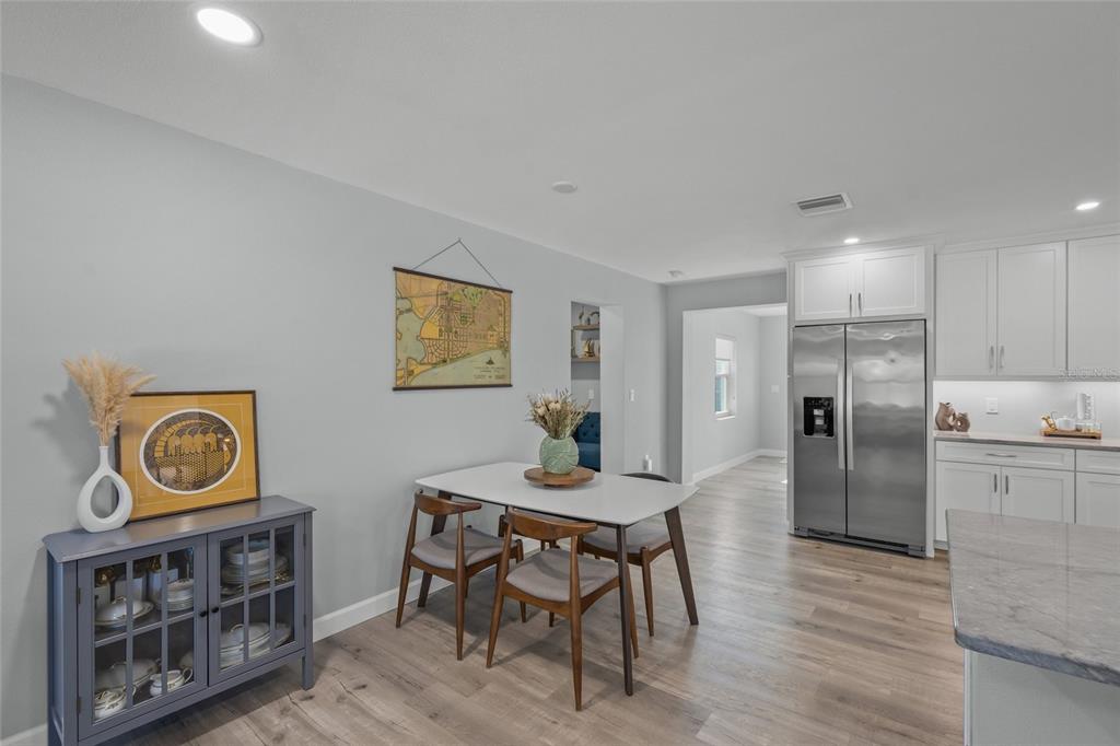 744 Guild Drive Venice, FL 34285 - Photo 11 of 47