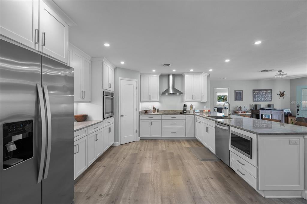 744 Guild Drive Venice, FL 34285 - Photo 13 of 47