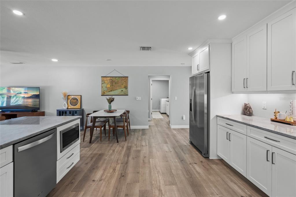 744 Guild Drive Venice, FL 34285 - Photo 14 of 47