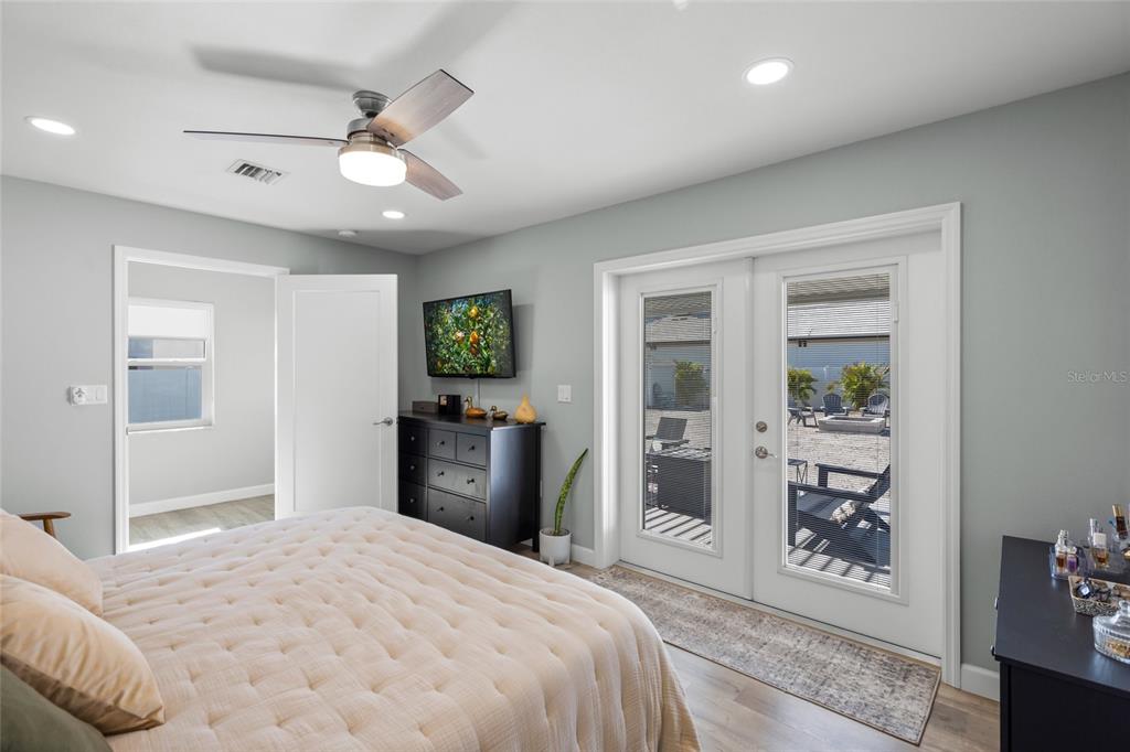 744 Guild Drive Venice, FL 34285 - Photo 17 of 47