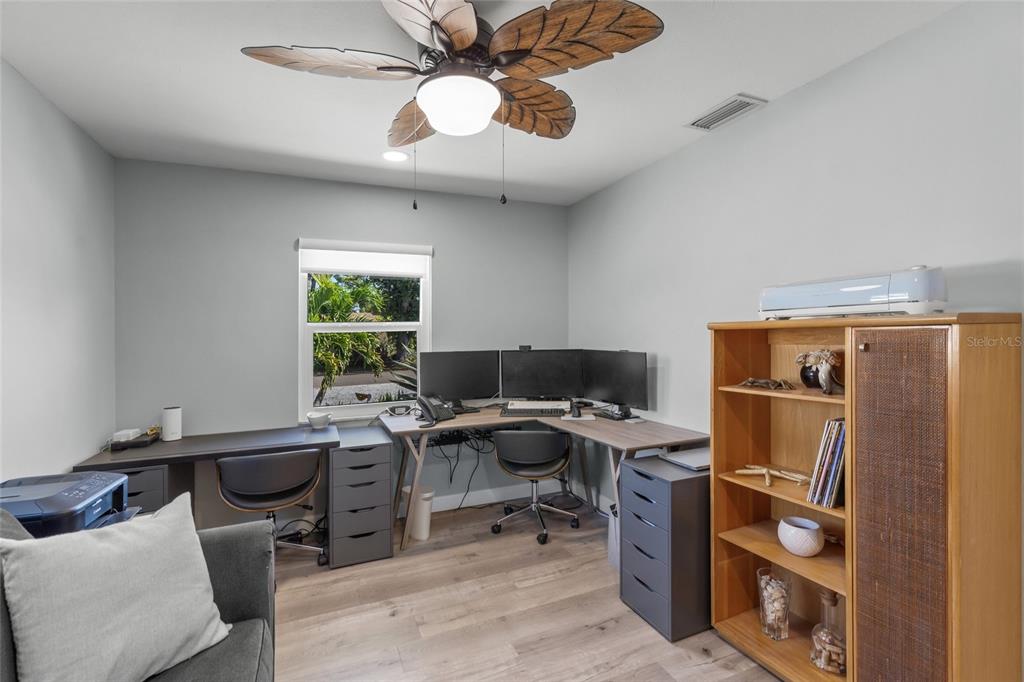 744 Guild Drive Venice, FL 34285 - Photo 29 of 47