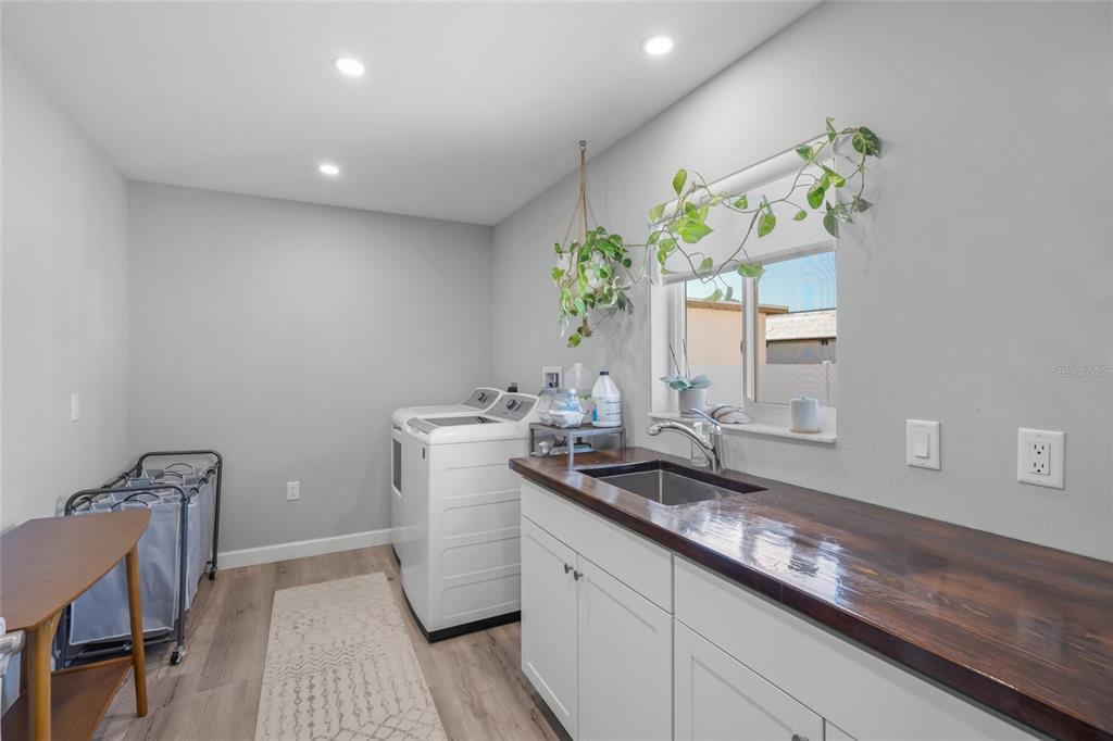 744 Guild Drive Venice, FL 34285 - Photo 31 of 47