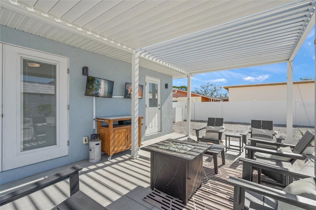 744 Guild Drive Venice, FL 34285 - Photo 32 of 47