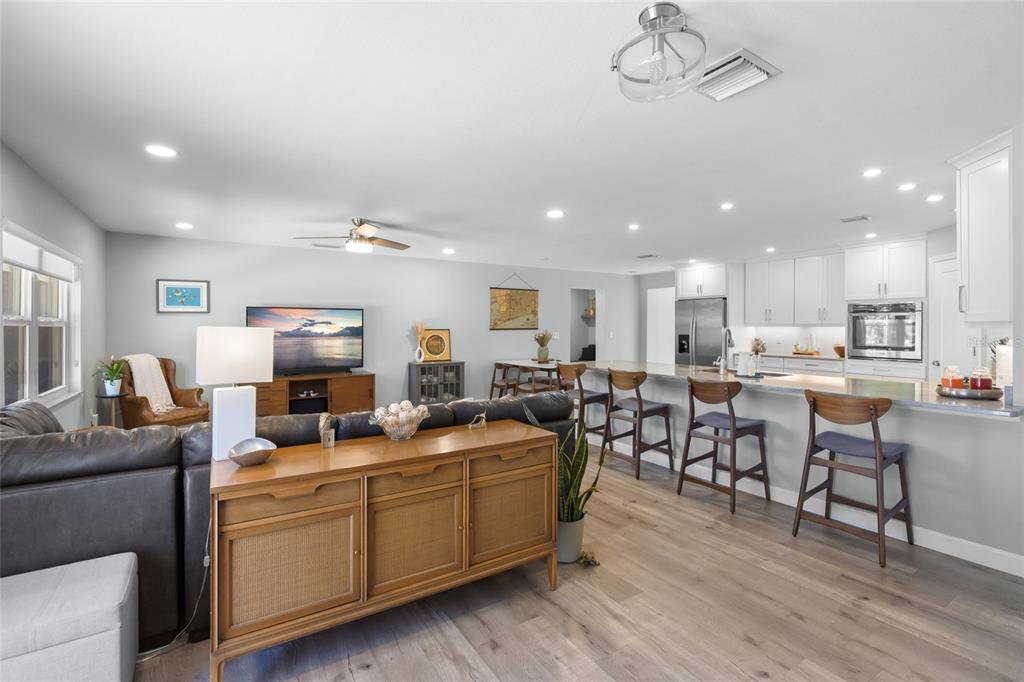 744 Guild Drive Venice, FL 34285 - Photo 4 of 47