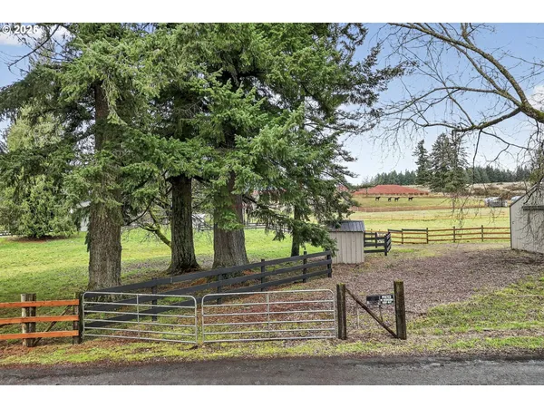 $1,585,000 | 42101 Southeast Locksmith Lane, Sandy, OR 97055