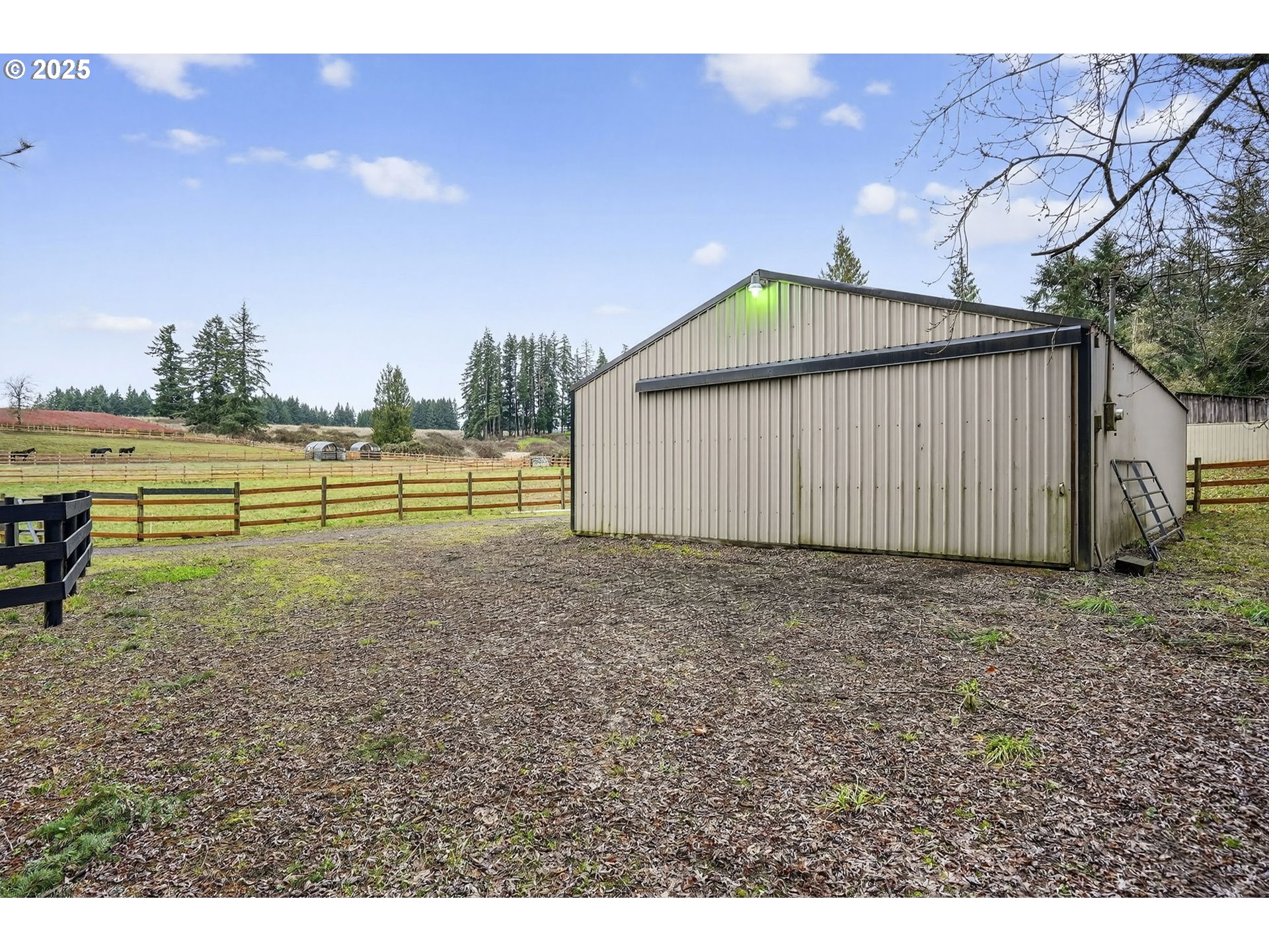 42101 Southeast Locksmith Lane Sandy, OR 97055 - Photo 44 of 48 a view of a backyard