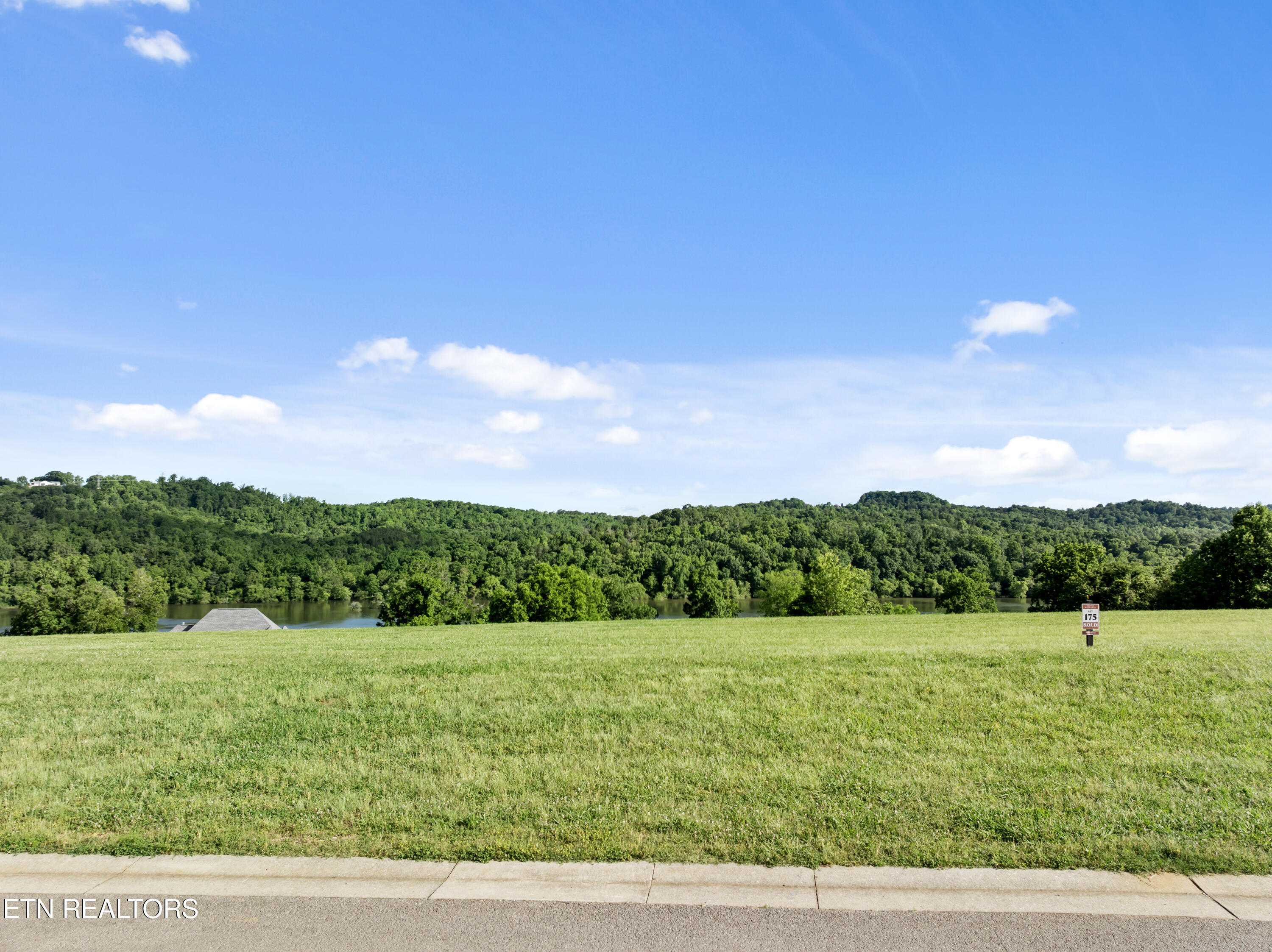 2533 Persimmon Ridge Loudon, TN 37774 - Photo 19 of 24 Persimmon Ridge 001