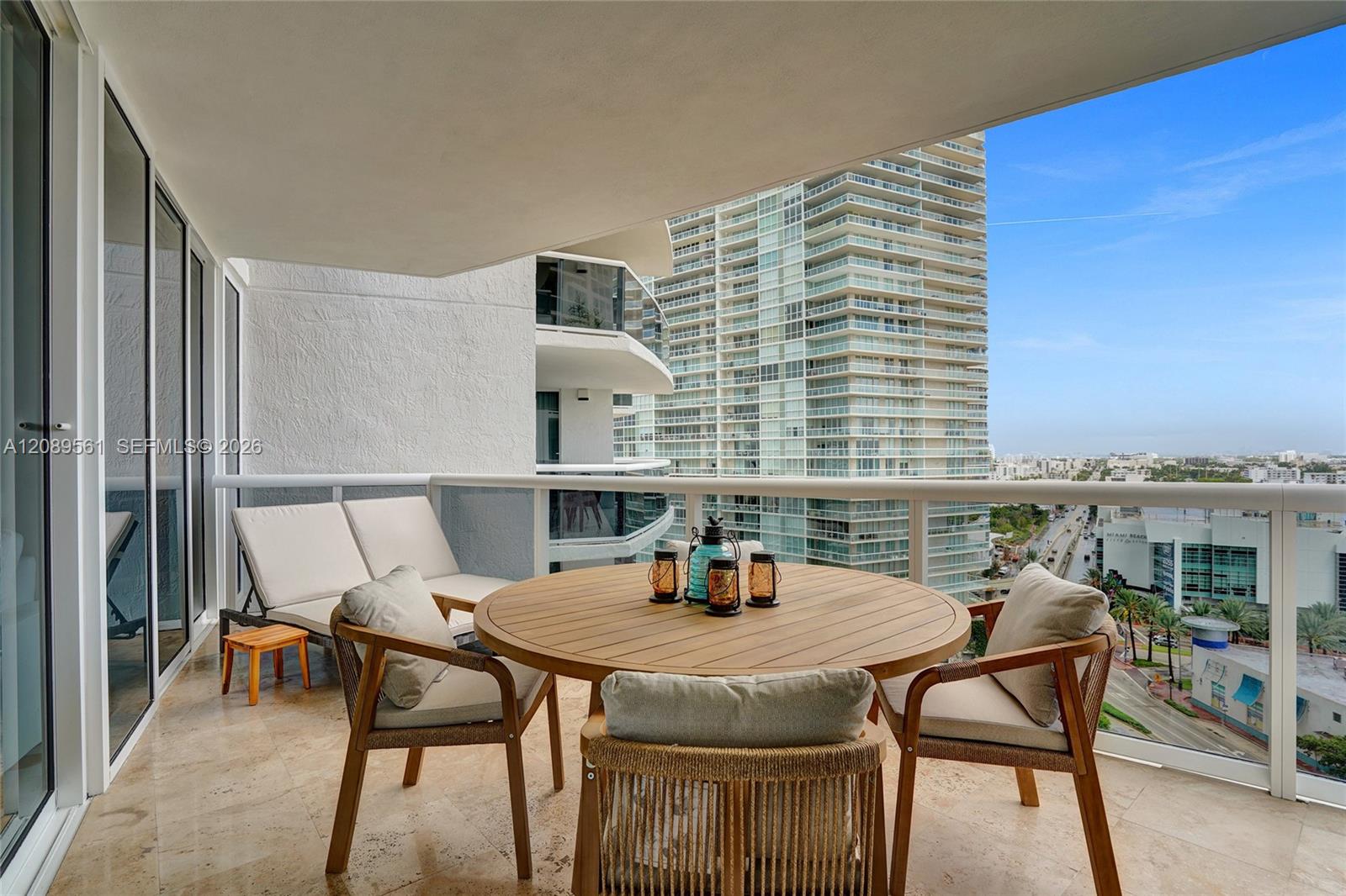 400 Alton Road, Unit 1505 Miami Beach, FL 33139 - Photo 7 of 25 Gallery Image 7