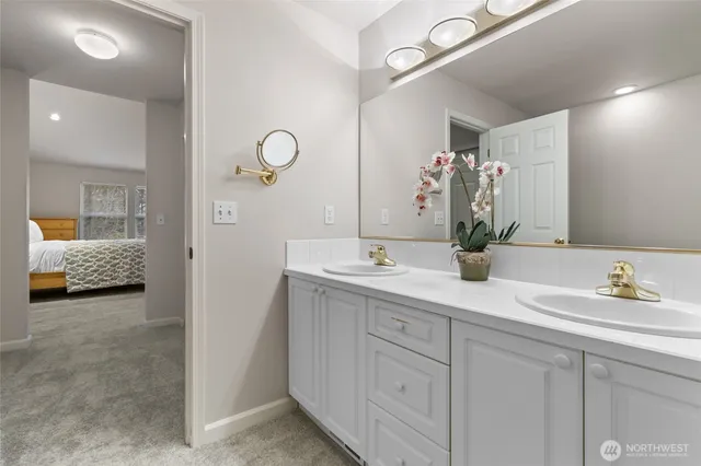 a bathroom with a tub