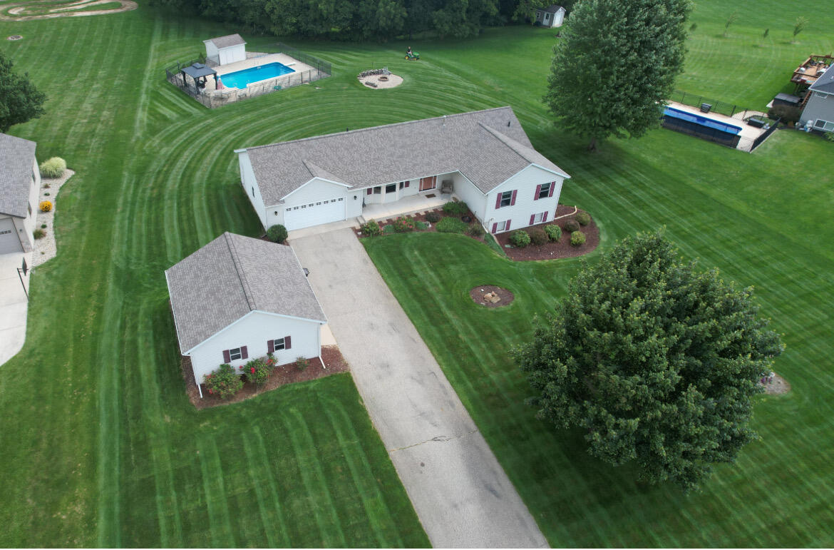 5708 Ravine Drive Middleville, MI 49333 - Photo 3 of 4 IMG_2026