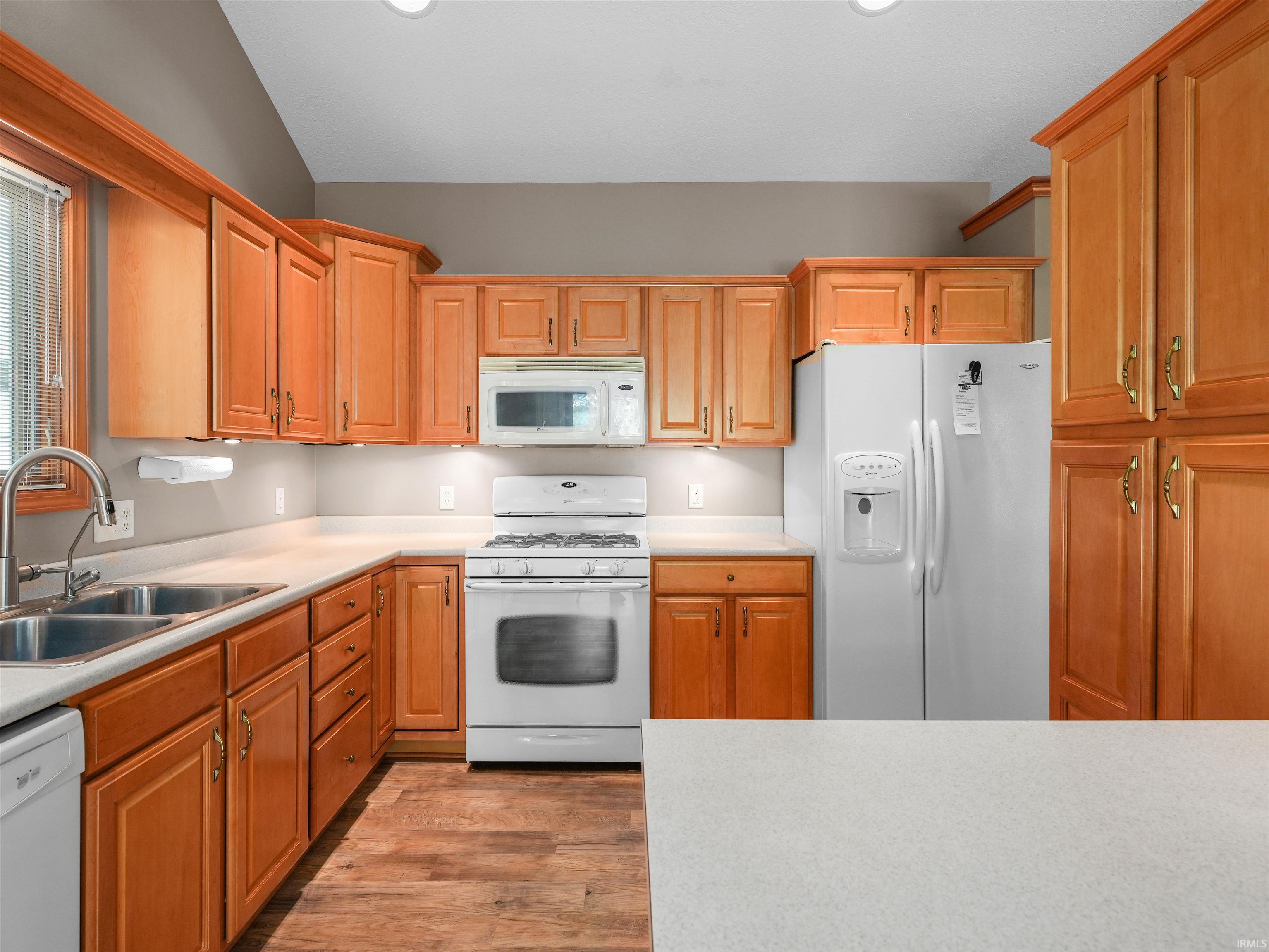 10501 Bay Bridge Road Fort Wayne, IN 46845 - Photo 8 of 30 Gallery Image 8