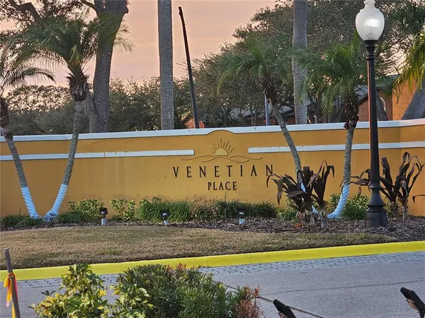 $1,290 | 4518 Commander Drive, Unit 1915, Orlando, FL 32822