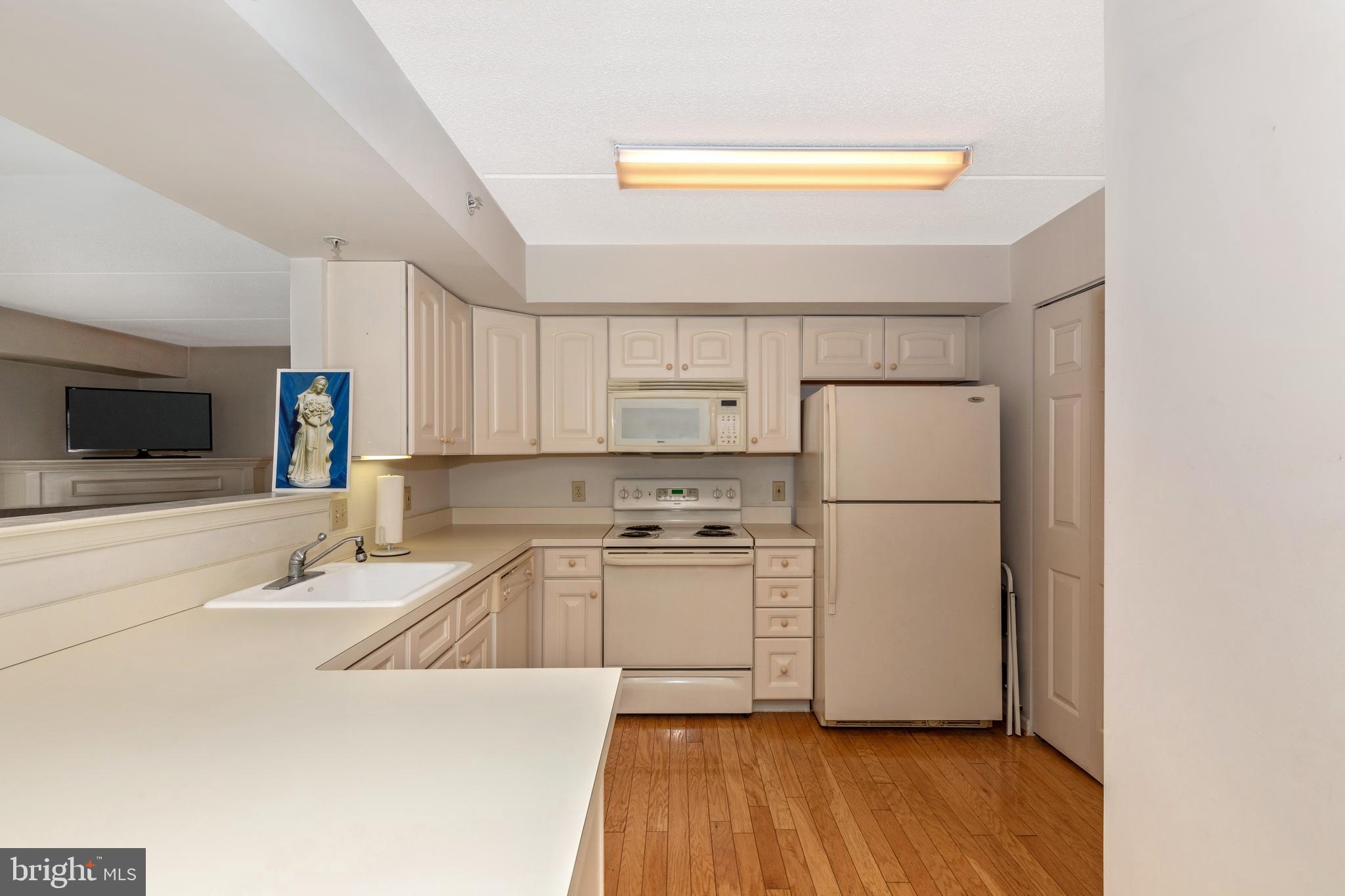625 Brandon Road Norristown, PA 19403 - Photo 11 of 49 Gallery Image 11